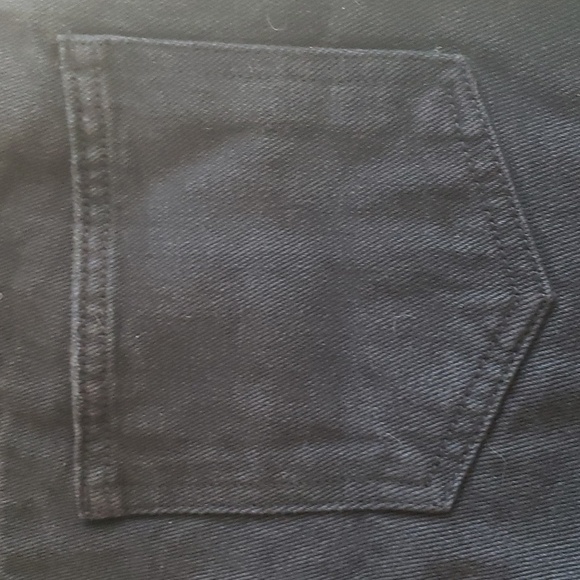 Wild Fable Distressed Low Rise Raw Hem Denim Shorts in Black Size 6 28W - Picture 14 of 14